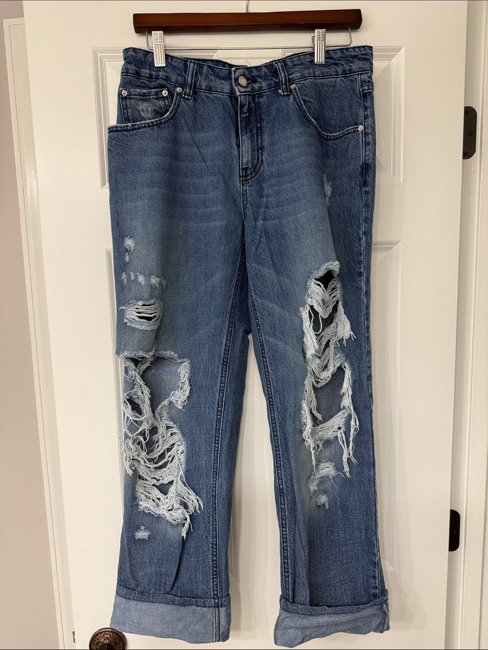 Retrofit Ripped Blue Boyfriend Jeans